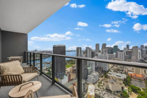 Luxury Panoramic Views - The Ultimate Downtown Getaway